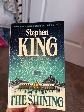 The Shining Paperback Back Cover — Blue & Cream Gradient